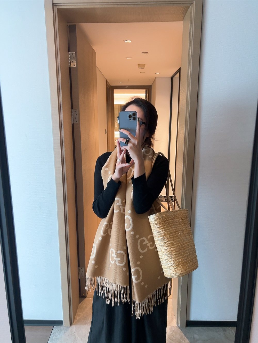 Gucci Camel Brown and Ivory Fringed Scarf